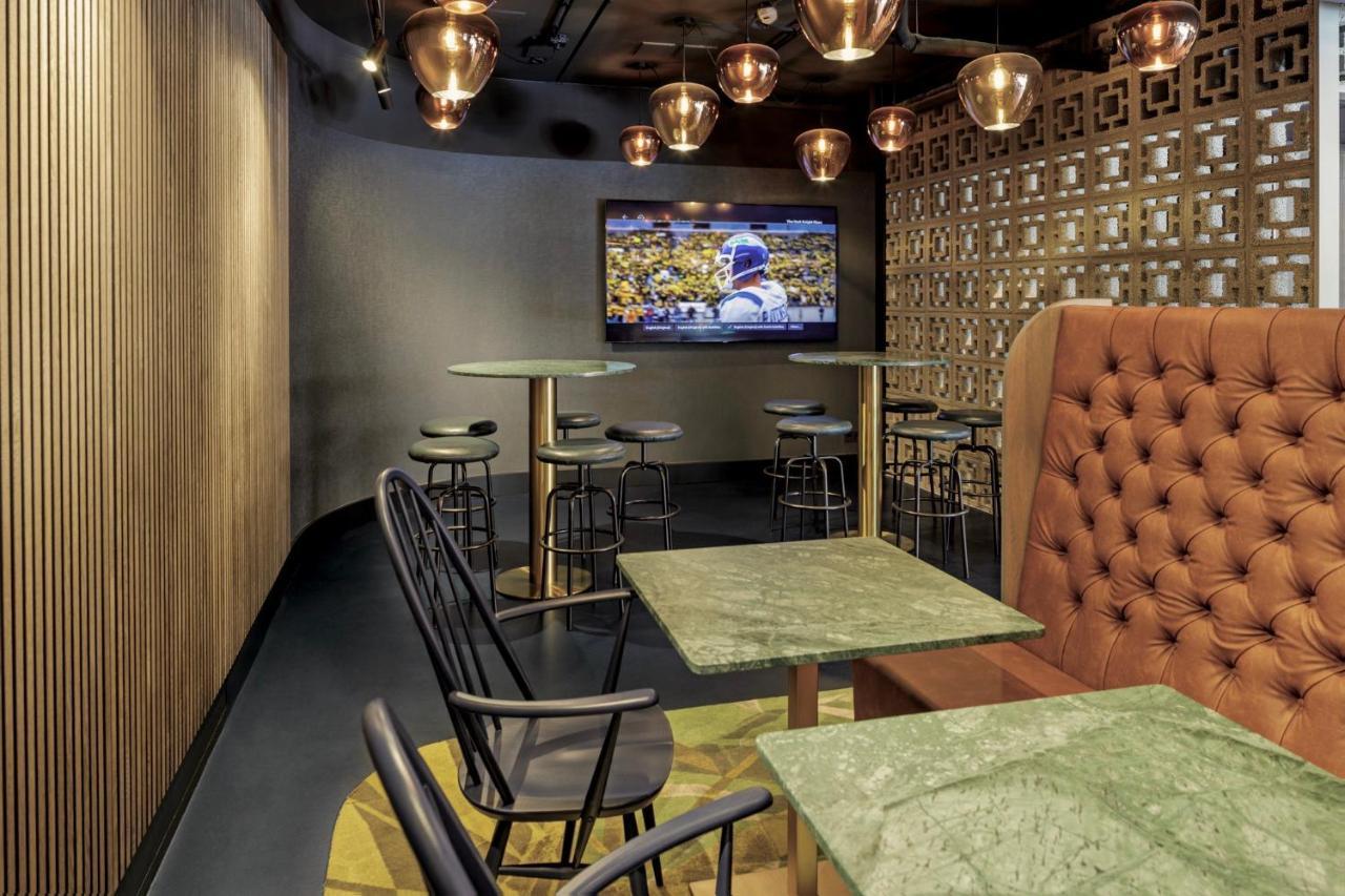The Florian Amsterdam Airport, Worldhotels Crafted Hoofddorp Bagian luar foto