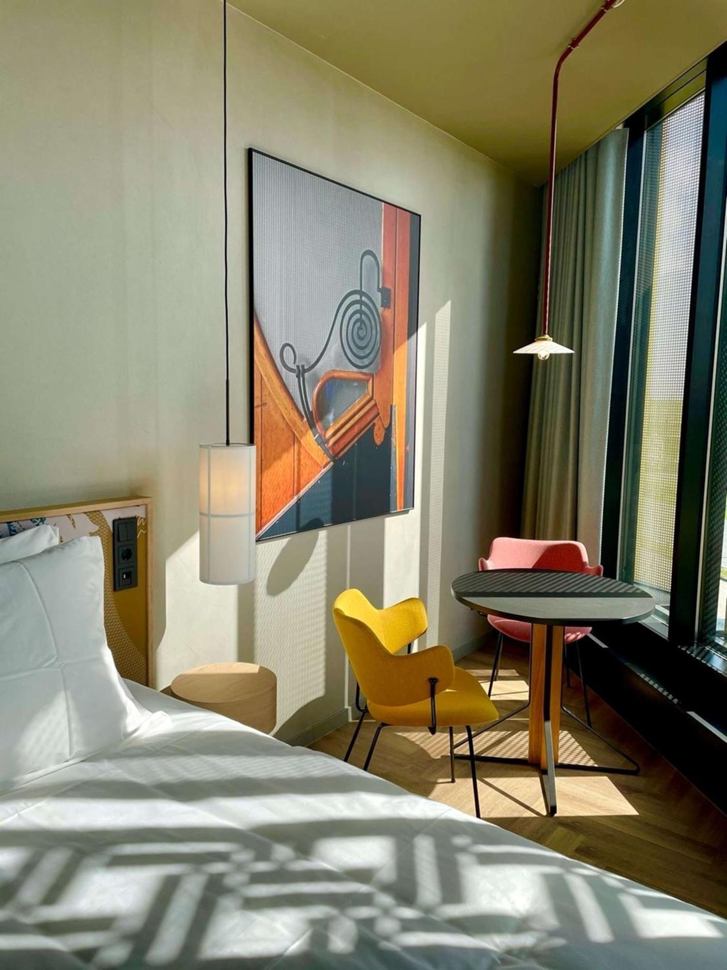 The Florian Amsterdam Airport, Worldhotels Crafted Hoofddorp Bagian luar foto