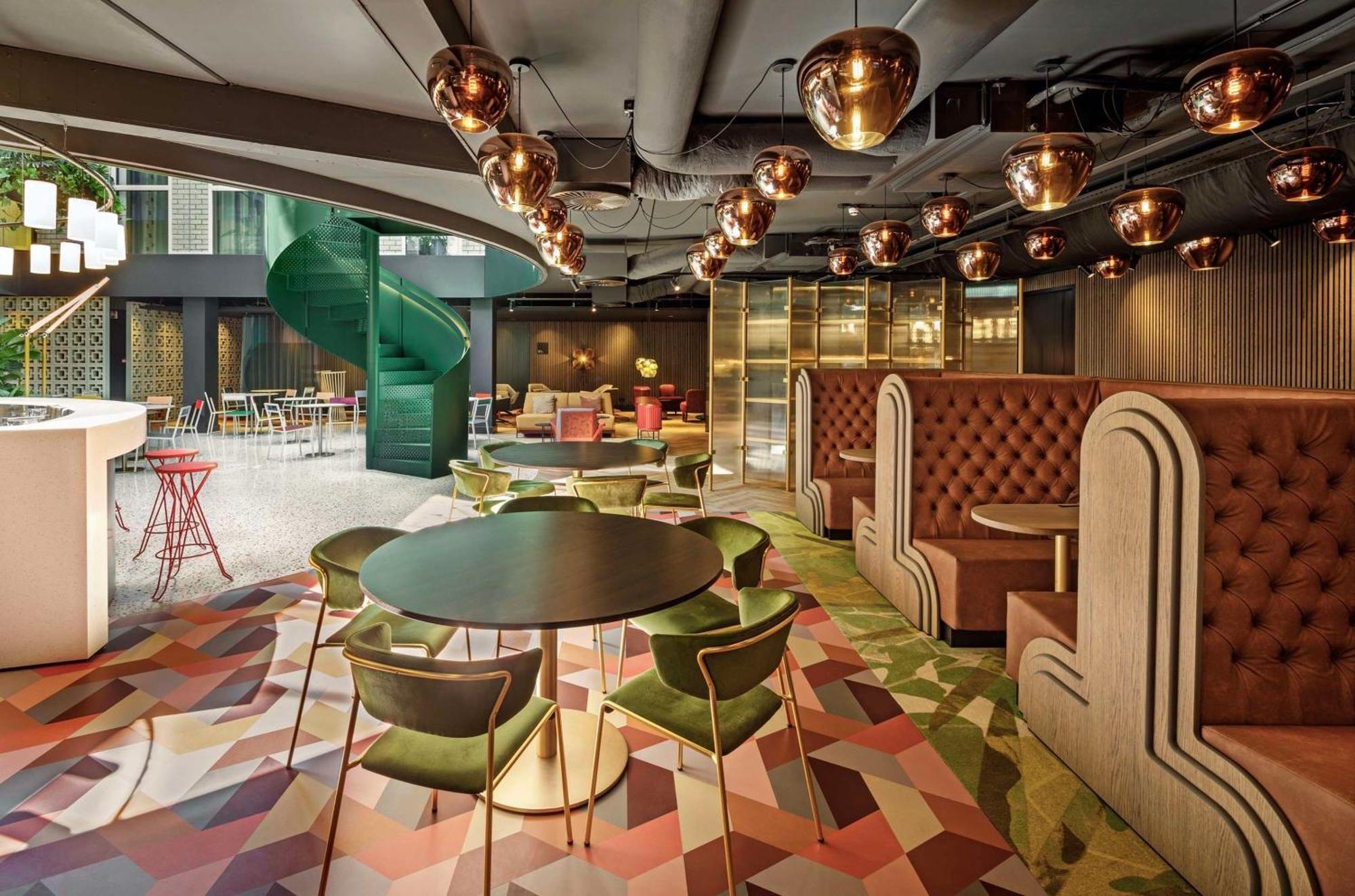 The Florian Amsterdam Airport, Worldhotels Crafted Hoofddorp Bagian luar foto